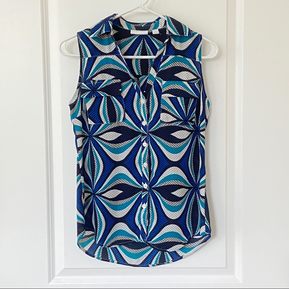NY&Co Sleeveless button down shirt, blue teal and gray geometric print, Size XS